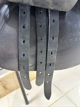 Load image into Gallery viewer, 17 1/2” MN Albion Selecta GP Saddle - Black