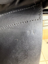 Load image into Gallery viewer, 17 1/2” Wide-XW Ideal Suzannah Dressage Saddle - Black - Excellent Condition - Big Blocks