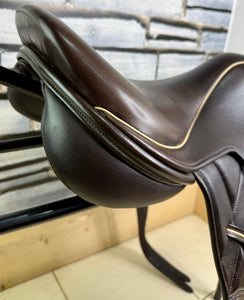 16 1/2” Wide R.S. Saddles Excelle Monoflap Jump Saddle - Brown