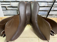 Load image into Gallery viewer, 16” MW John Whitaker Rio Pony Jump Saddle - Brown - Full Leather - Heat Adjustable