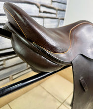 Load image into Gallery viewer, 15” Medium Barnsby Pony Club GP Saddle - Brown