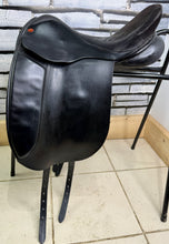 Load image into Gallery viewer, 17” MW Kes Suede Seat Dressage Saddle - Black