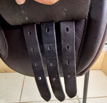 Load image into Gallery viewer, 15” Wide English Pony WH/Show Saddle - Brown