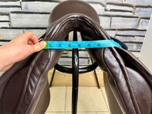 Load image into Gallery viewer, 17 1/2” Medium Silhouette Midas High Wither GP Saddle - Brown