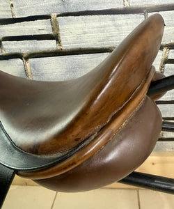 17 1/2” Wide-XW Frank Baines Eclipse GP Saddle - Brown