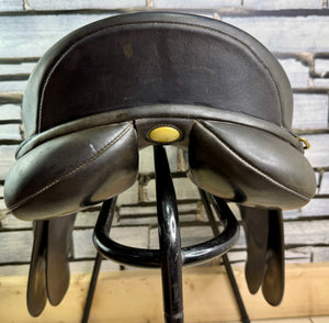 17 1/2” Medium/Changeable Gullet Bates Caprilli GP Saddle - Black