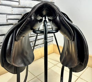 17 1/2” MW Spalding Eclipse Dressage Saddle - Brown