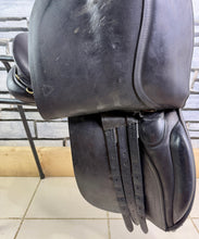 Load image into Gallery viewer, 16 1/2” MW/Wide Jeffries Falcon English Event GP Saddle - Black