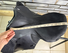 Load image into Gallery viewer, 16” XXW/Changeable Gullet Thorowgood T4 Pony Club LL GP Saddle - Black