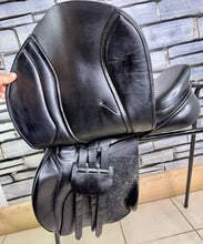 Load image into Gallery viewer, 17 1/2” MW Ideal 1550 GPD/VSD Saddle - Black