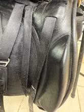 Load image into Gallery viewer, 18” MW Ideal Suzannah Dressage Saddle - Black