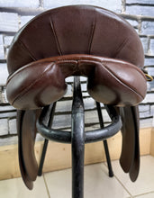 Load image into Gallery viewer, 17” MW Ideal VSD/GP Saddle - Brown