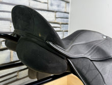 Load image into Gallery viewer, 17 1/2” XW Thorowgood Griffin Standard GP Saddle - Black