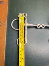 Load image into Gallery viewer, 4 1/2” Fylde French Link Show Pelham Bit - Showing