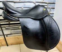 Load image into Gallery viewer, 16 1/2” Wide Oakland House Saddlery GP Saddle - Black - Cob Wide