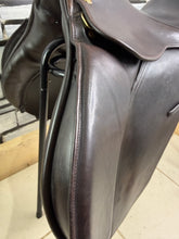Load image into Gallery viewer, 17 1/2” MW Saferide English GP Saddle - Brown