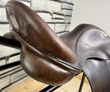 Load image into Gallery viewer, 16” Wide Ideal English Pony WH/VSD Saddle - Brown
