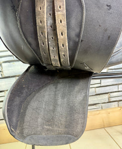 17” Wide/Changeable Gullet Wintec 2000 GP Saddle - Black