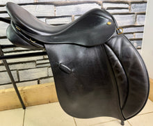 Load image into Gallery viewer, 17” Wide Farrington/Shires GP Saddle - Black
