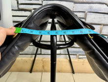 Load image into Gallery viewer, 15 1/2” Wide Ideal Classic Pony GP Saddle - Black