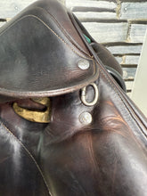 Load image into Gallery viewer, 17 1/2” MW Voltaire Lexington Monoflap Jump Saddle -2015- Brown