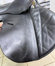 Load image into Gallery viewer, 17 1/2” MW Albion K2 GP Saddle - Black -Big Blocks- Mega Comfy