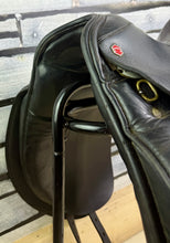 Load image into Gallery viewer, 17” Medium Albion Style Dressage Saddle - Black