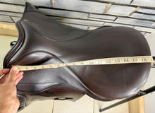 Load image into Gallery viewer, 17” MW-Wide Jeffries Falcon Hawk Event GP Saddle - Brown