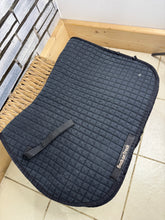 Load image into Gallery viewer, Back on Track Saddle Pad - GP Equestrian -Full- Black - Ceramic Therapy
