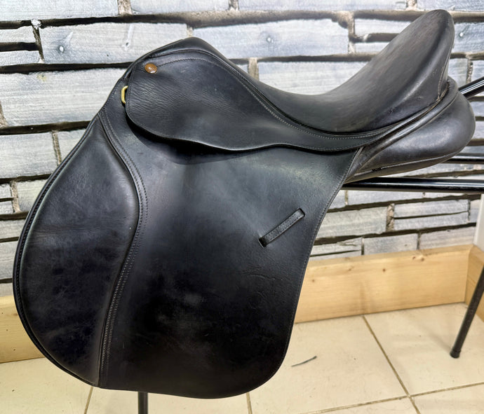 15” MW/Changeable Gullet Bates Caprilli Pony GP Saddle - Black