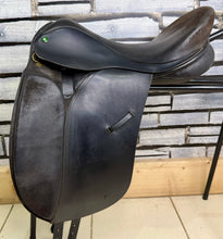 Load image into Gallery viewer, 17” MW Ideal Jessica Dressage Saddle - Black