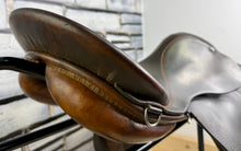 Load image into Gallery viewer, 19” 28 (M) Stubben Siegfried Extra GP/Jump Hunting Saddle - Brown