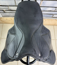 Load image into Gallery viewer, 15” XW Thorowgood Pony Club GP Saddle - Black