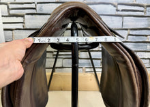 Load image into Gallery viewer, 17 1/2” Wide Ideal VSD/WH English Saddle - Brown - Working Hunter Cob - Part Suede