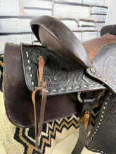Load image into Gallery viewer, 15” Leather Western Set-Saddle, Headstall, Nathe Gag, Cinch