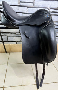 17” Medium/MW Barnsby Dressage Saddle - Black