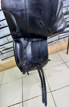 Load image into Gallery viewer, 17 1/2” XW Albion Genesis Ultima Dressage Saddle - Adjusta Tree - Black - Extra Wide