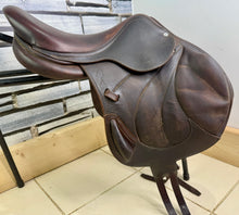 Load image into Gallery viewer, 16 1/2” MW Antares Connexion Monoflap Jump Saddle - Brown