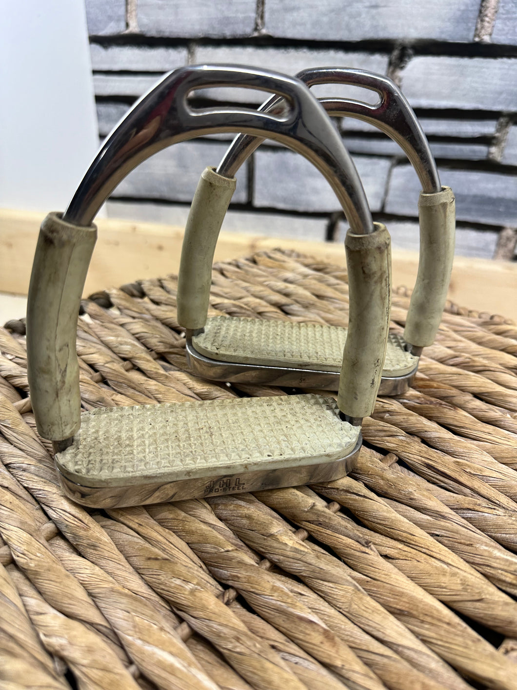 S/H 5” JHL ProSteel Flexi Stirrup Irons