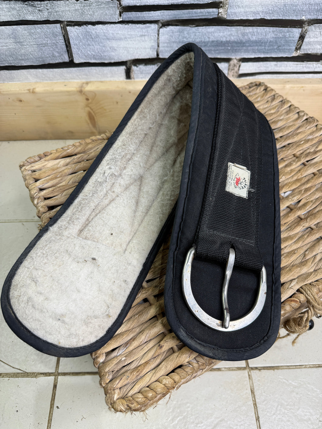 S/H 32” Tuffy Cordura & Felt Western Cinch/Girth - Black