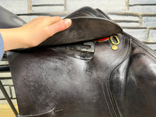 Load image into Gallery viewer, 17 1/2” Medium Albion Kontrol Forward Flap Jump Saddle - Brown