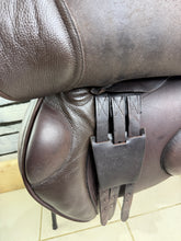 Load image into Gallery viewer, 17 1/2” MW Winners Circle Jump Saddle - Brown