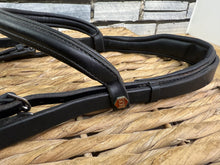 Load image into Gallery viewer, S/H Albion KB Soft Padded Cavesson Bridle - Full - Black