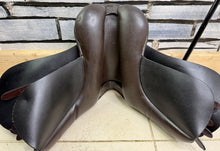 Load image into Gallery viewer, 14” Wide Barnsby English Pony Working Hunter/Show Saddle - Brown - Lead Rein Tiny Tot