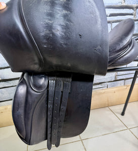 16 1/2” MW/Wide Jeffries Falcon English Event GP Saddle - Black