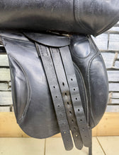Load image into Gallery viewer, 16” Wide M&amp;J Saddlery English GP Pony Saddle - Black