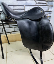 Load image into Gallery viewer, 18” MW Ideal Suzannah Dressage Saddle - Black