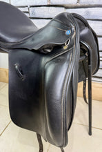 Load image into Gallery viewer, 17” Medium/MW Barnsby Dressage Saddle - Black