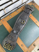Load image into Gallery viewer, 22” Podium Endurance Soft Padded Leather Dressage Girth-Brown/Brass