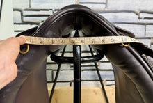 Load image into Gallery viewer, 17 1/2” XW Ideal VSD H&amp;C Cob GP Saddle -Brown- Point &amp; Balance Straps